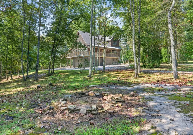 Photo 3 of Single family home for sale at 300 Laurel Way, Crawford, TN 38554 | MLS# 3596151 | Listing updated on 2026-09-18