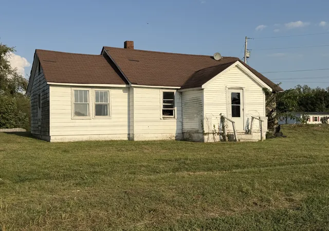 Photo 2 of Single family home for sale at 311 Old Hwy 109, Portland, TN 37148 | MLS# 3596165 | Listing updated on 2026-10-05