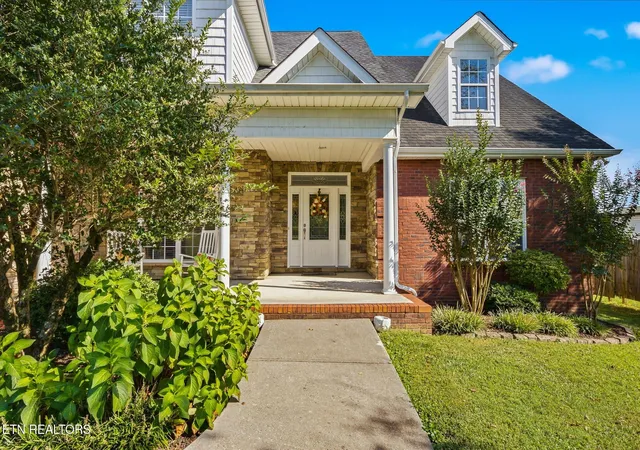 Photo 3 of Single family home for sale at 622 Pleasant Hl Rd, Maryville, TN 37803 | MLS# 3596169 | Listing updated on 2026-09-19