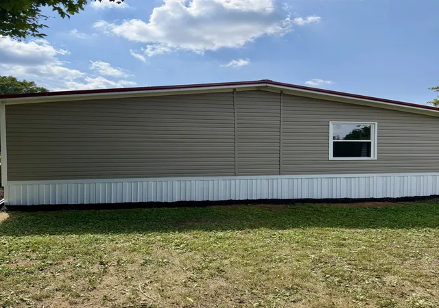 Photo 4 of Manufactured home for sale at 4696 Highway 11 S, Riceville, TN 37370 | MLS# 3596183 | Listing updated on 2026-10-02