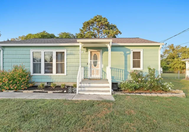 Photo 1 of Single family home for sale at 119 Gilbert Dr, Fort Oglethorpe, GA 30742 | MLS# 3596178 | Listing updated on 2026-09-22