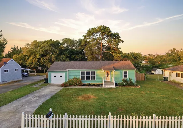 Photo 2 of Single family home for sale at 119 Gilbert Dr, Fort Oglethorpe, GA 30742 | MLS# 3596178 | Listing updated on 2026-09-22