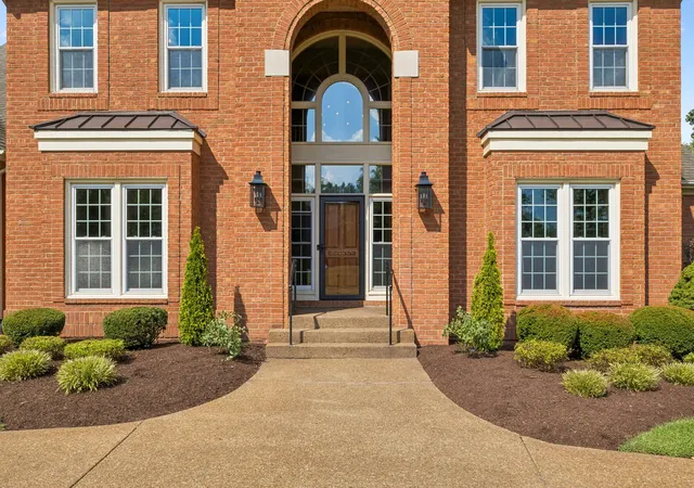 Photo 3 of Single family home for sale at 2836 Polo Clb Rd, Nashville, TN 37221 | MLS# 3596192 | Listing updated on 2026-09-20