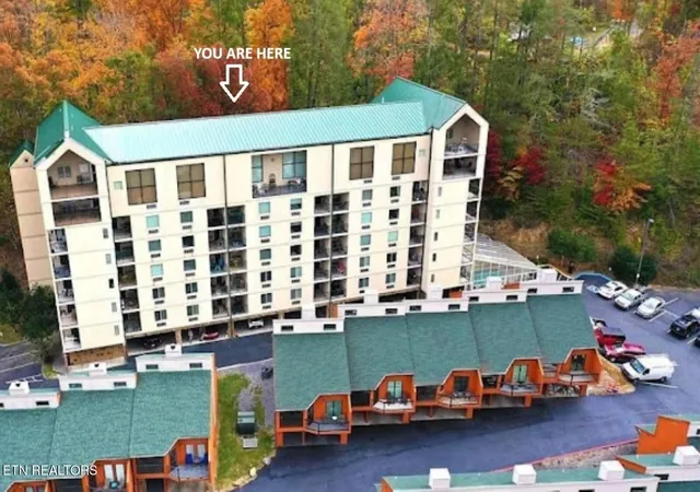 Photo 3 of Condo for sale at 413 Baskins Crk Rd #301, Gatlinburg, TN 37738 | MLS# 3596202 | Listing updated on 2026-09-25