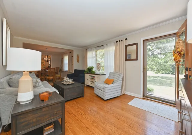 Photo 2 of Single family home for sale at 218 Harbor Dr, Hendersonville, TN 37075 | MLS# 3596221 | Listing updated on 2026-10-02