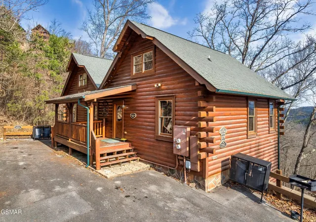Single family home for sale at 3012 Legacy Vista Dr, Sevierville, TN 37876 | MLS# 3596206