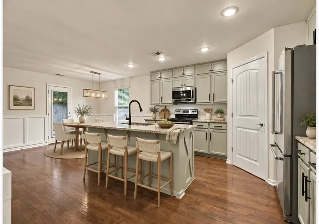Photo 1 of Single family home for sale at 1240 Oxford Village Cv, Columbia, TN 38401 | MLS# 3596311 | Listing updated on 2026-10-14