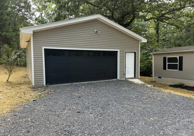 Photo 2 of Manufactured home for sale at 29 West Dr, Rossville, GA 30741 | MLS# 3596307 | Listing updated on 2026-10-06
