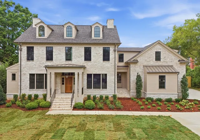 Photo 1 of Mansion for sale at 215 Page Rd, Nashville, TN 37205 | MLS# 3602571 | Listing updated on 2026-09-29