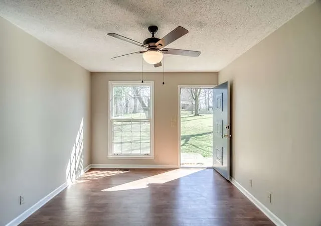 Photo 3 of Single family home for sale at 106 Sugar Tree Ln, Gallatin, TN 37066 | MLS# 3597795 | Listing updated on 2026-10-09