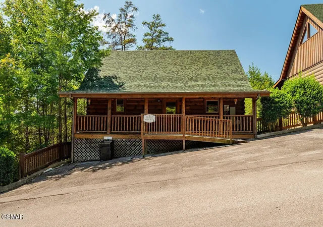Single family home for sale at 2040 Cougar Xing Way, Sevierville, TN 37876 | MLS# 3596287