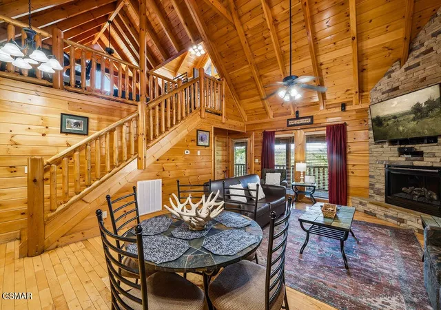 Photo 4 of Single family home for sale at 2040 Cougar Xing Way, Sevierville, TN 37876 | MLS# 3596287 | Listing updated on 2026-09-19