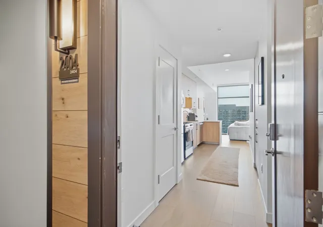 Photo 2 of Condo for sale at 1212 Demonbreun St #2404, Nashville, TN 37203 | MLS# 3596439 | Listing updated on 2026-09-27