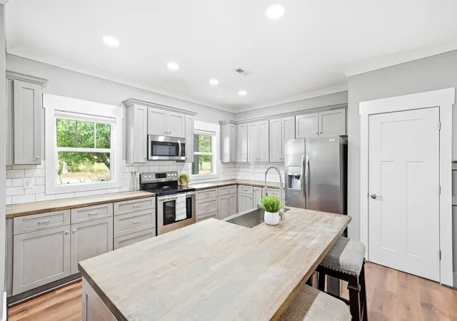 Photo 4 of Single family home for sale at 6063 Mansford Rd, Winchester, TN 37398 | MLS# 3602049 | Listing updated on 2026-09-28