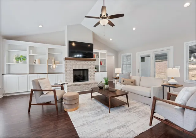 Photo 3 of Single family home for sale at 10029 Charleston Dr, Lyles, TN 37098 | MLS# 3599088 | Listing updated on 2026-10-06