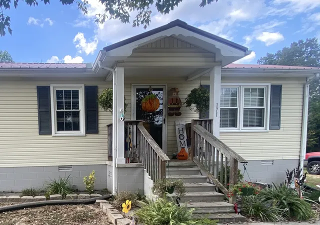 Photo 2 of Single family home for sale at 171 Brandywine St, Mc Minnville, TN 37110 | MLS# 3596347 | Listing updated on 2026-10-04