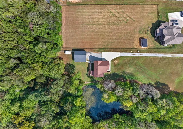 Photo 3 of Single family home for sale at 1415 Southside Rd, Southside, TN 37171 | MLS# 3596356 | Listing updated on 2026-09-25