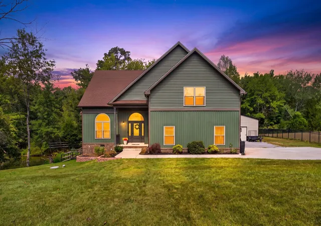 Photo 4 of Single family home for sale at 1415 Southside Rd, Southside, TN 37171 | MLS# 3596356 | Listing updated on 2026-09-25