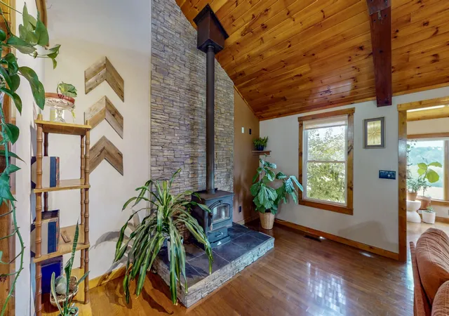 Photo 3 of Single family home for sale at 117 County Rd 25, Riceville, TN 37370 | MLS# 3598528 | Listing updated on 2026-10-07