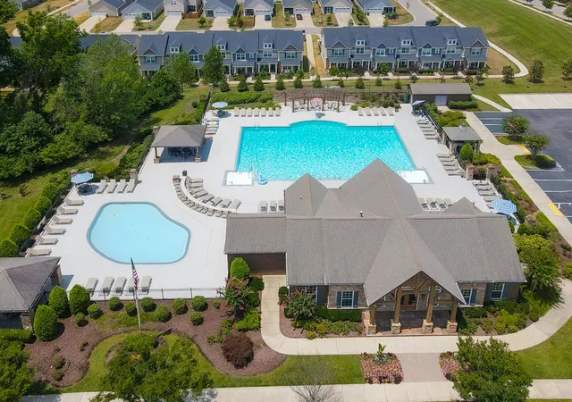 Photo 3 of Townhouse for sale at 2580 River Trl Dr, Hermitage, TN 37076 | MLS# 3598141 | Listing updated on 2026-09-24