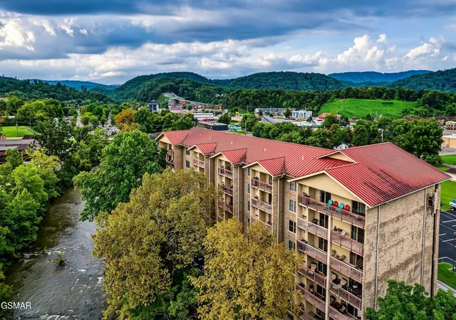 Condo for sale at 3919 S River Rd #604, Pigeon Forge, TN 37863 | MLS# 3596376