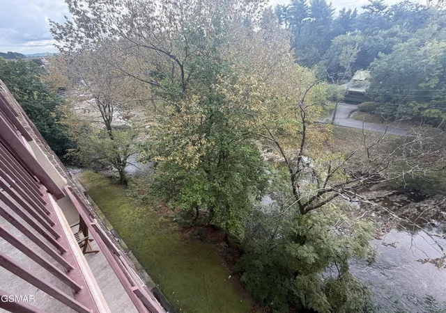 Photo 4 of Condo for sale at 3919 S River Rd #604, Pigeon Forge, TN 37863 | MLS# 3596376 | Listing updated on 2026-09-19