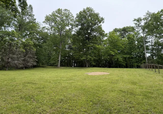 Photo 3 of Land for sale at 0 Mud Holw Rd, Hendersonville, TN 37075 | MLS# 3596377 | Listing updated on 2026-09-20