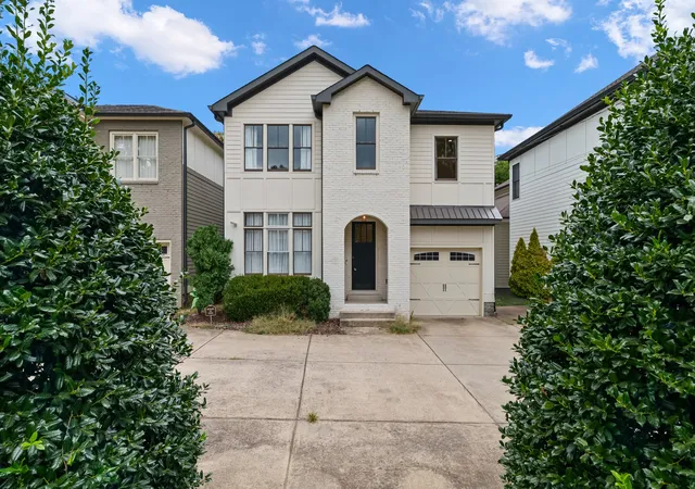 Photo 3 of Single family home for sale at 2803a White Oak Dr, Nashville, TN 37215 | MLS# 3603501 | Listing updated on 2026-10-05