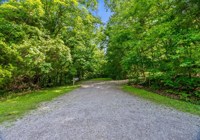 Photo 3 of Single family home for sale at 1150 Treanor Springs Rd, Kingston Springs, TN 37082 | MLS# 3596462 | Listing updated on 2026-09-21