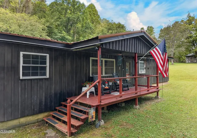 Photo 2 of Single family home for sale at 9089 Highway 66, Sneedville, TN 37869 | MLS# 3596408 | Listing updated on 2026-09-20