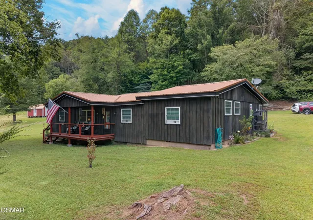 Photo 3 of Single family home for sale at 9089 Highway 66, Sneedville, TN 37869 | MLS# 3596408 | Listing updated on 2026-09-20