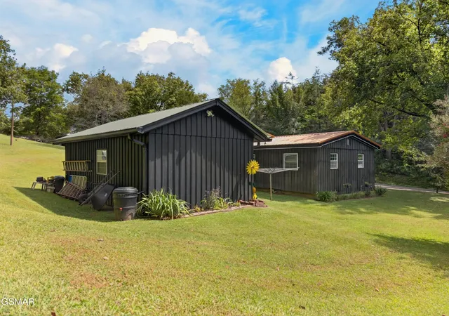 Photo 4 of Single family home for sale at 9089 Highway 66, Sneedville, TN 37869 | MLS# 3596408 | Listing updated on 2026-09-20
