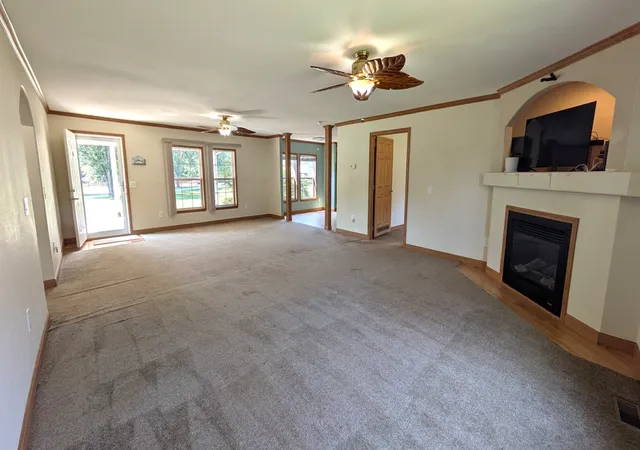 Photo 3 of Manufactured home for sale at 759 Brown Rd, Paris, TN 38242 | MLS# 3610416 | Listing updated on 2026-10-02