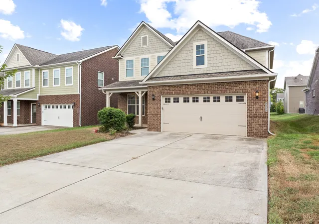 Photo 2 of Single family home for sale at 814 Yakima Way, Murfreesboro, TN 37130 | MLS# 3598663 | Listing updated on 2026-09-24