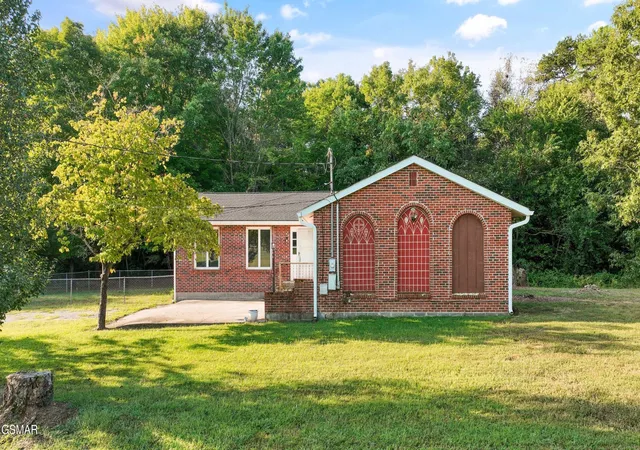 Single family home for sale at 204 New Ctr Rd, Sevierville, TN 37876 | MLS# 3596434