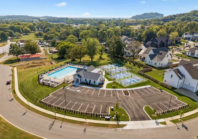 Photo 3 of Single family home for sale at 2023 Conductor Ln, Thompsons Station, TN 37179 | MLS# 3596601 | Listing updated on 2026-10-05
