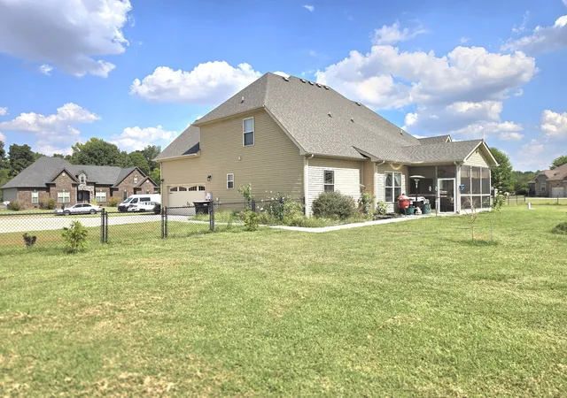 Photo 3 of Single family home for sale at 4402 Ironhorse Way, Clarksville, TN 37040 | MLS# 3599069 | Listing updated on 2026-09-25