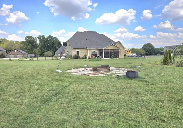 Photo 3 of Single family home for sale at 4402 Ironhorse Way, Clarksville, TN 37040 | MLS# 3599069 | Listing updated on 2026-09-25