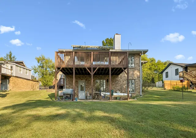 Photo 1 of Single family home for sale at 371 Lakeview Dr, Mount Juliet, TN 37122 | MLS# 3597744 | Listing updated on 2026-10-22