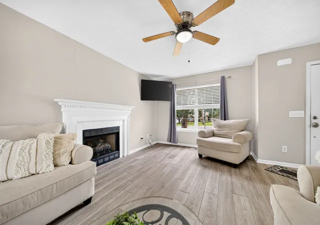 Photo 3 of Single family home for sale at 1237 Murray Ct, Lebanon, TN 37087 | MLS# 3597088 | Listing updated on 2026-10-30