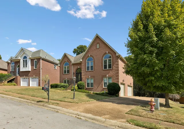 Photo 2 of Single family home for sale at 5553 Peninsula Park Lndg, Hermitage, TN 37076 | MLS# 3597158 | Listing updated on 2026-09-23