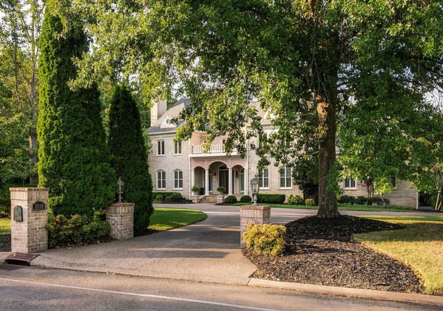Photo 3 of Single family home for sale at 1216 Beddington Park, Nashville, TN 37215 | MLS# 3597293 | Listing updated on 2026-10-04