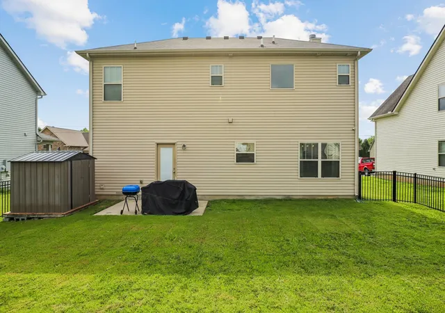 Photo 3 of Single family home for sale at 1031 Harper Dean Way, Gallatin, TN 37066 | MLS# 3596548 | Listing updated on 2026-09-20