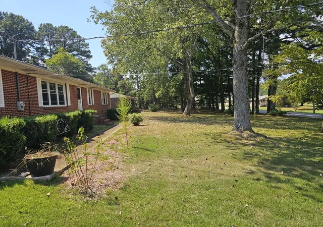 Photo 3 of Single family home for sale at 222 Orchard Ln, Winchester, TN 37398 | MLS# 3597234 | Listing updated on 2026-09-23
