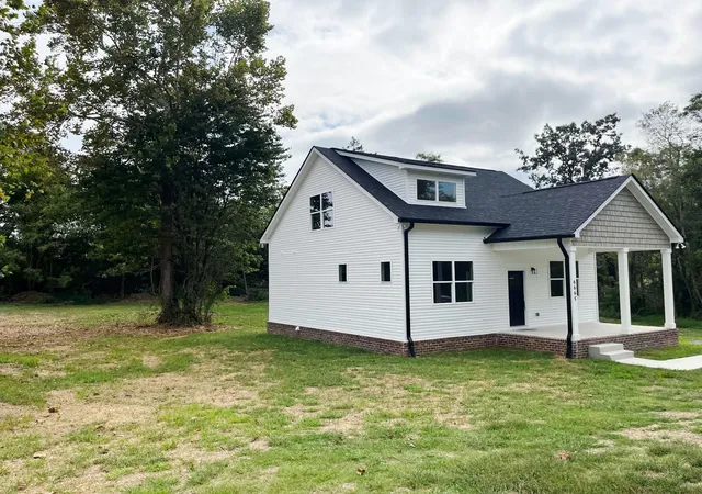 Photo 2 of Single family home for sale at 6665 Hester Rd, Springfield, TN 37172 | MLS# 3596585 | Listing updated on 2026-09-22