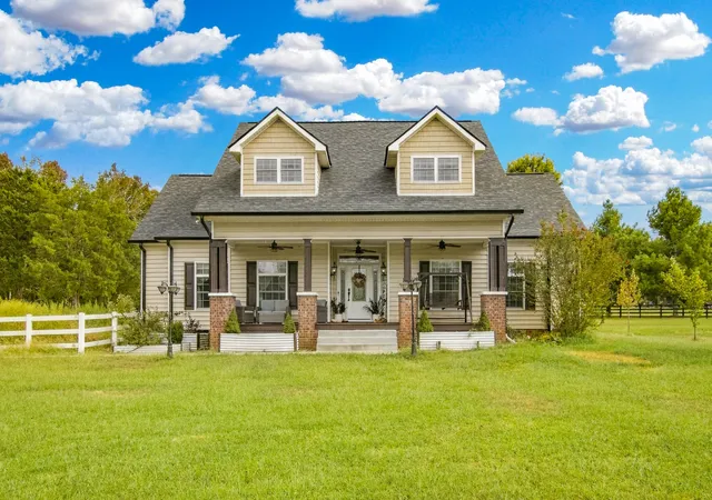 Photo 1 of Single family home for sale at 3762 Rockdale Fellowship Rd, Mount Juliet, TN 37122 | MLS# 3598195 | Listing updated on 2026-10-22