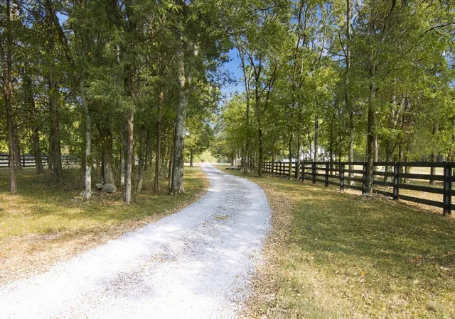 Photo 3 of Single family home for sale at 3762 Rockdale Fellowship Rd, Mount Juliet, TN 37122 | MLS# 3598195 | Listing updated on 2026-10-22