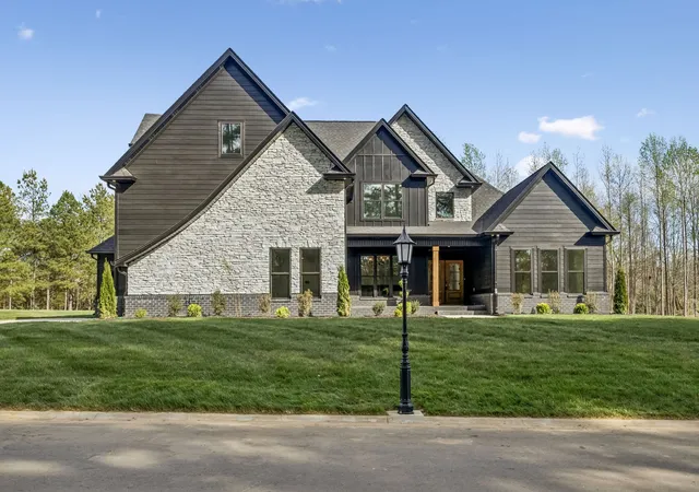 Photo 1 of Single family home for sale at 4025 Sadie Grace Way, Clarksville, TN 37042 | MLS# 3596577 | Listing updated on 2026-10-07