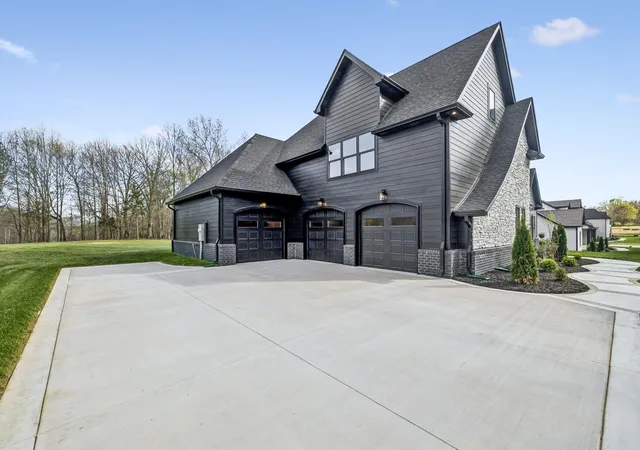 Photo 2 of Single family home for sale at 4025 Sadie Grace Way, Clarksville, TN 37042 | MLS# 3596577 | Listing updated on 2026-10-07