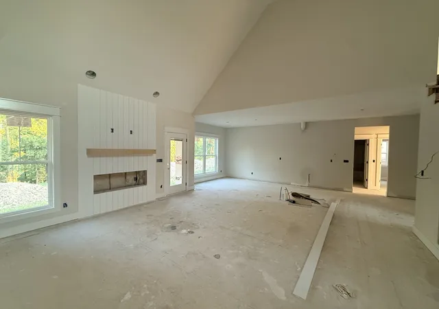 Photo 2 of Single family home for sale at 179 Young Ln, Pleasant View, TN 37146 | MLS# 3597024 | Listing updated on 2026-09-23